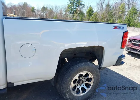 2017 Chevrolet Silverado 1500 2Lt z USA, uszkodzony, nr VIN 1GCVKREC7HZ372689